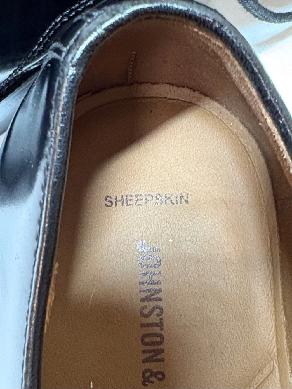 Johnston & Murphy classic black